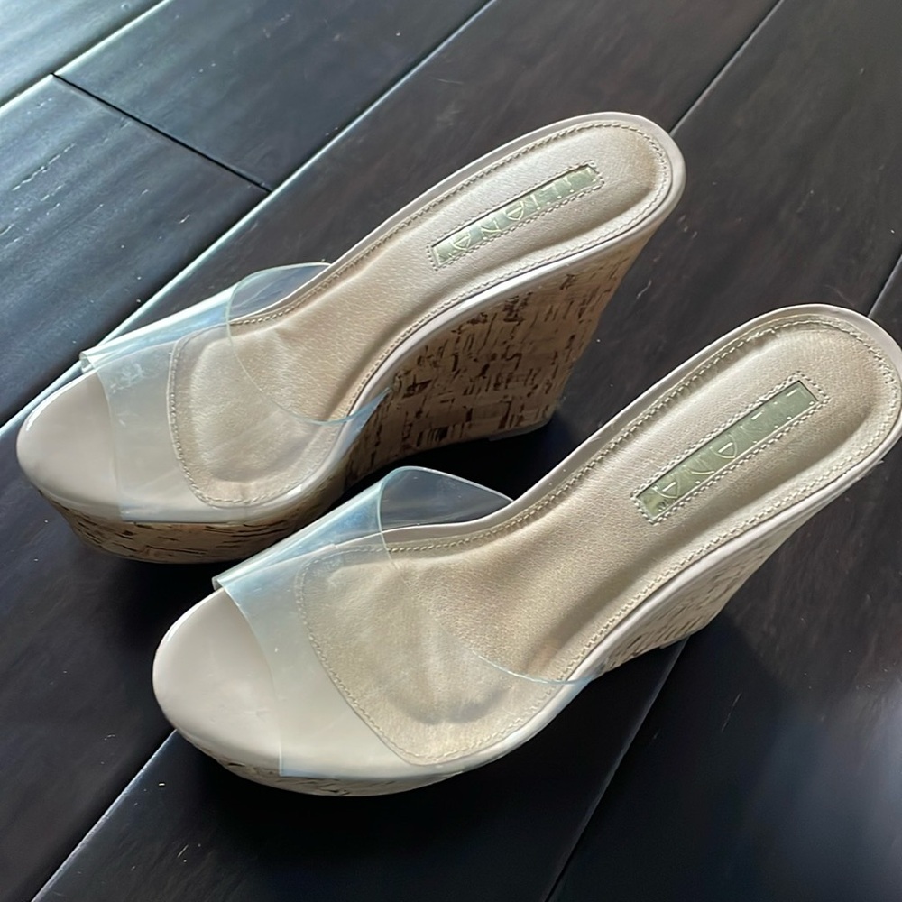 This are brand new and never worn